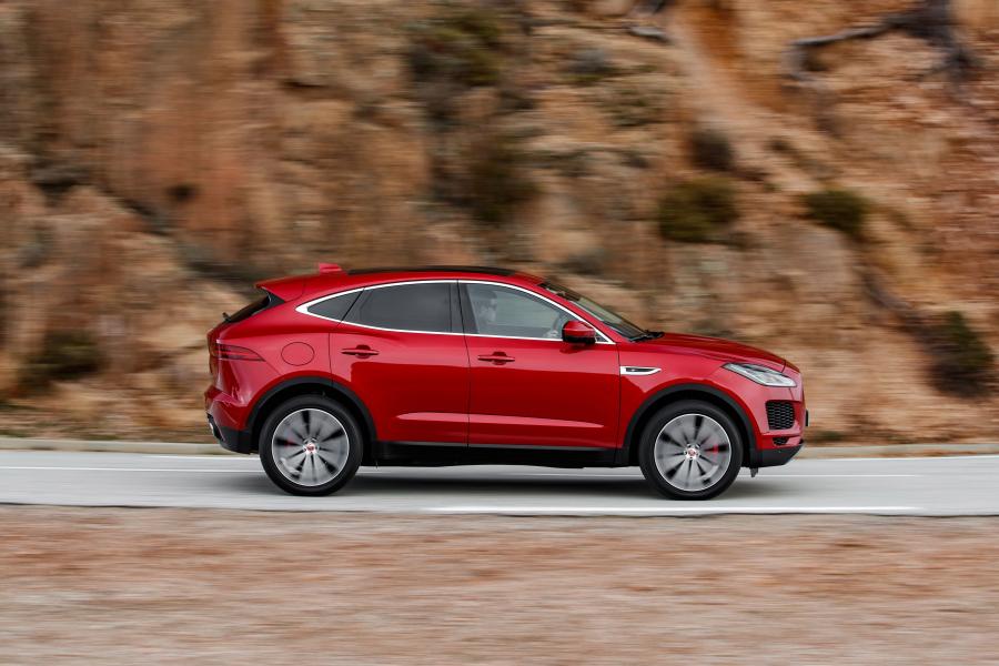  Jaguar E-Pace D240 AWD 2017 года  (WW) (фото 30 из 40)